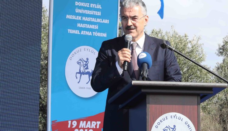 İzmir Valisi Erol Ayyıldız