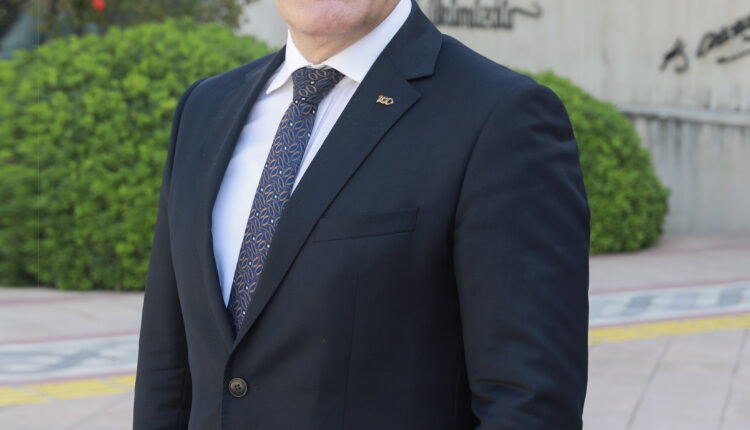 DEÜ Rektörü Prof. Dr. Bayram Yılmaz