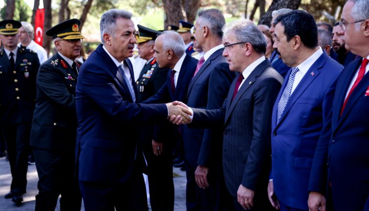 REKTÖR BAYRAM YILMAZ, 15 TEMMUZ ANMA GÜNÜ PROGRAMLARINA KATILDI (2)
